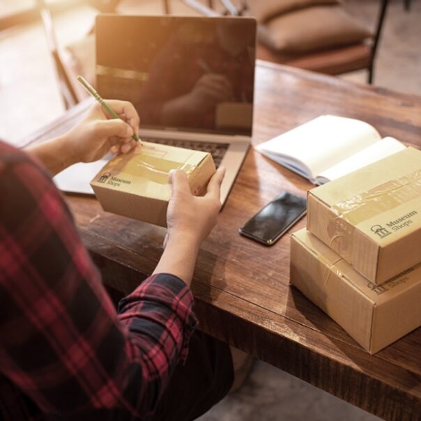 (image 1) Museumshops-ecommerce