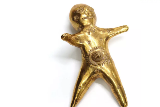 Grayson Perry ceramic stolen from Bristol gallery