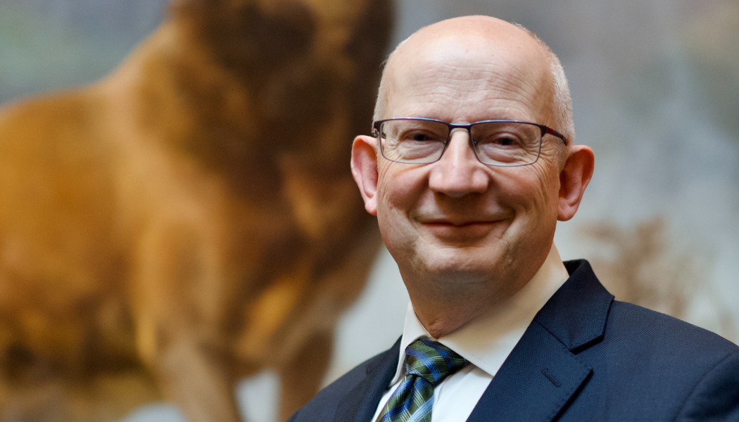 Sir John Leighton (Bryan Robertson)