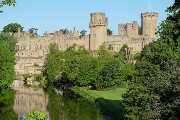 Nearly half of historic houses and castles now offer a mobile app