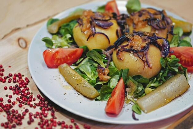 National Trust members back 50% plant-based menus at all sites