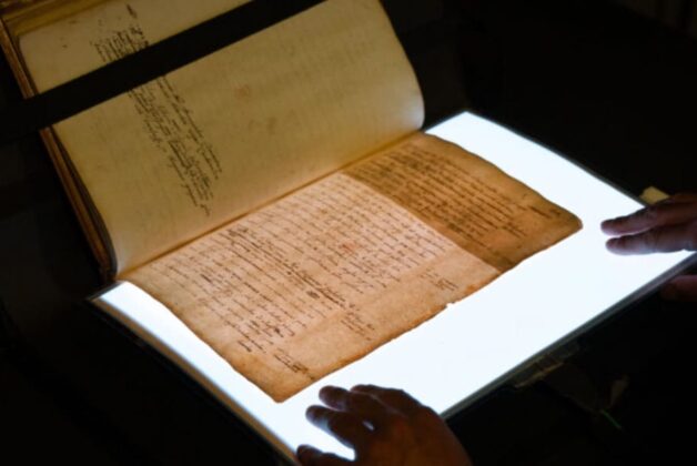 Revealing History’s Secrets through Digitisation: The British Library and Camden’s Annals of Elizabeth I